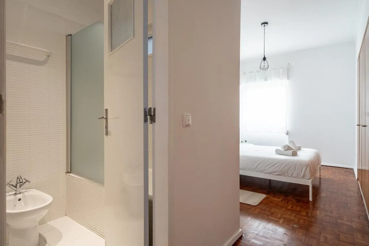 Spacious 3 Bedroom Apartment In The Heart Of Arroios Lisboa Portugal